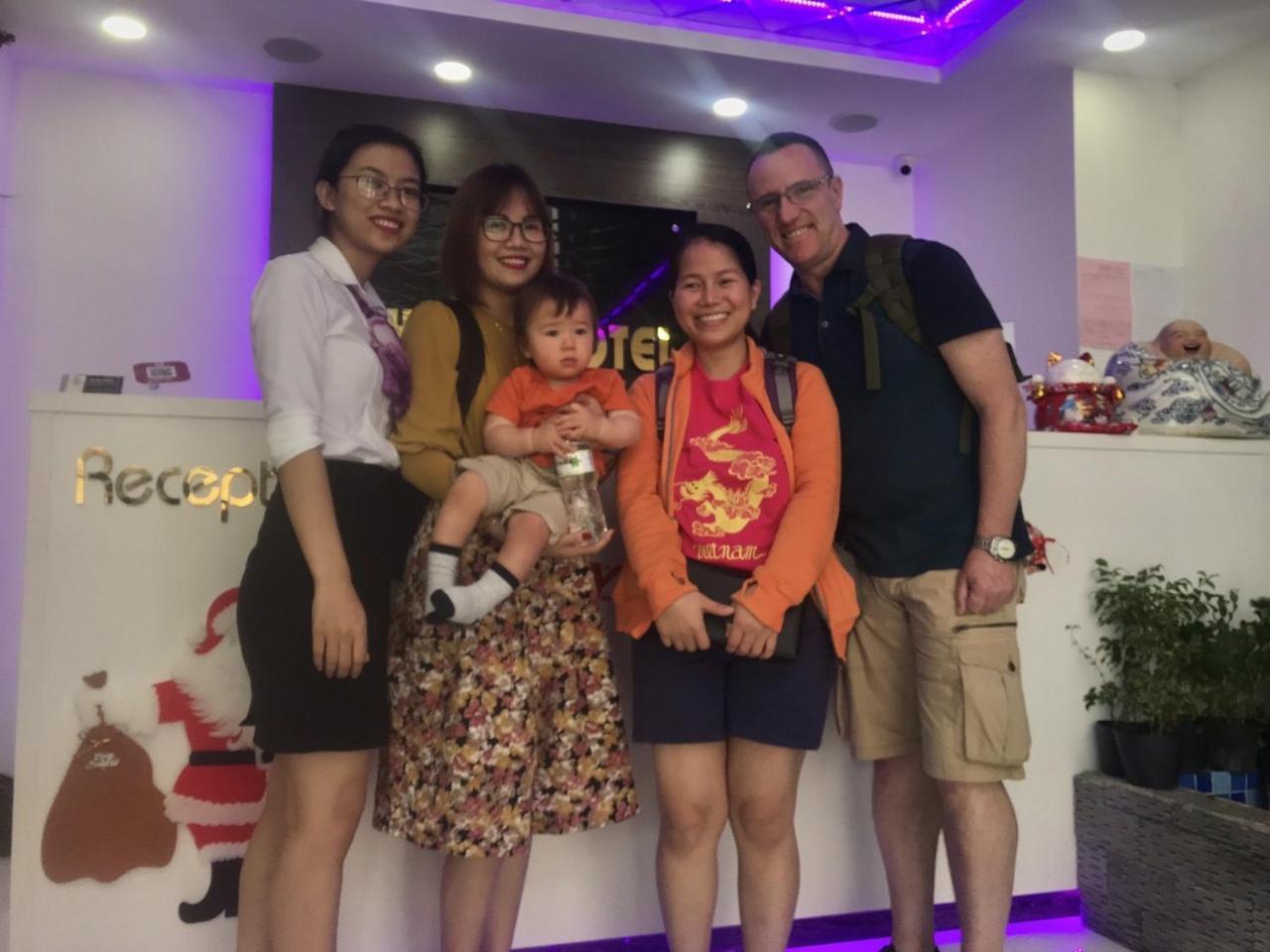 Ha Noi Hotel Near Tan Son Nhat Airport --- Free Airport Pick-Up And Drop-Off Available 24 Hours A Day Ho Chi Minh City Exterior photo