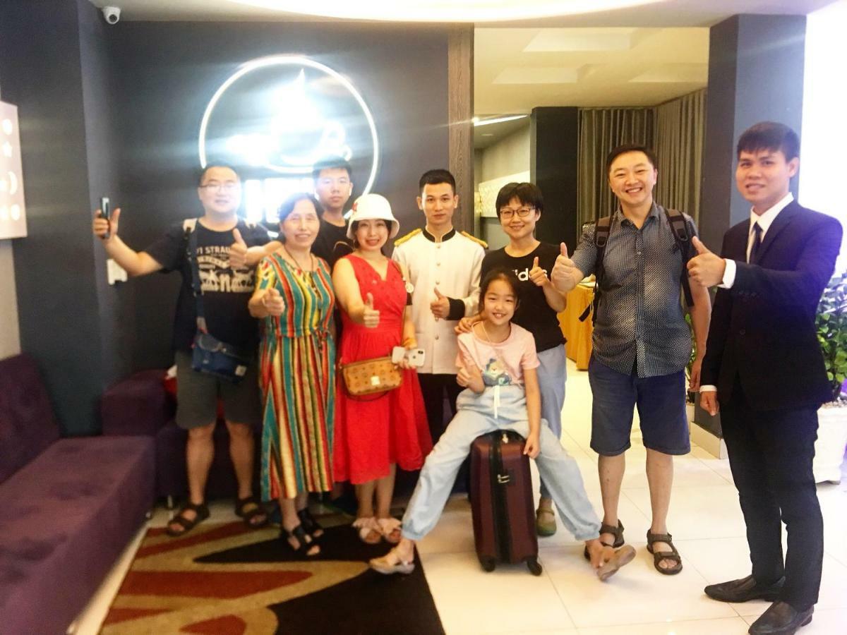 Ha Noi Hotel Near Tan Son Nhat Airport --- Free Airport Pick-Up And Drop-Off Available 24 Hours A Day Ho Chi Minh City Exterior photo